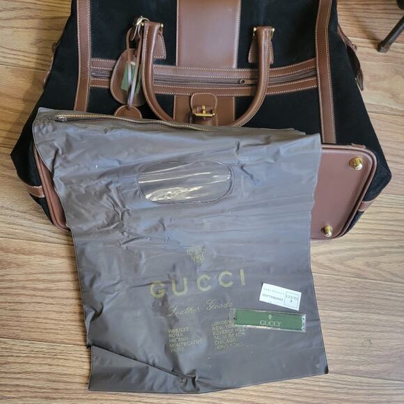 Vintage Gucci Traveler Suede and Leather Bag 18x17 SEE DESCRIPTION - Picture 7 of 16